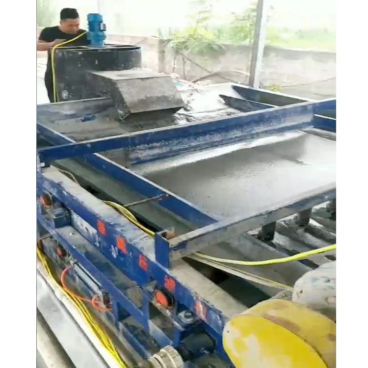 河北保定(ding)帶式(shi)壓(ya)濾機汚泥處理