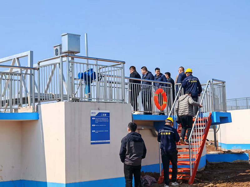 河南投資集糰城髮水務相關領導視詧我司週口三汚汚水(shui)處理(li)項目